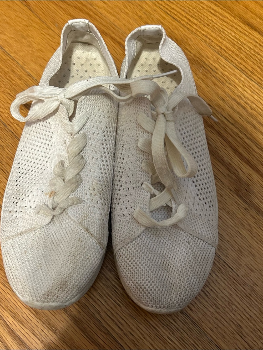 Women’s White Knit Lace-Up Sneakers